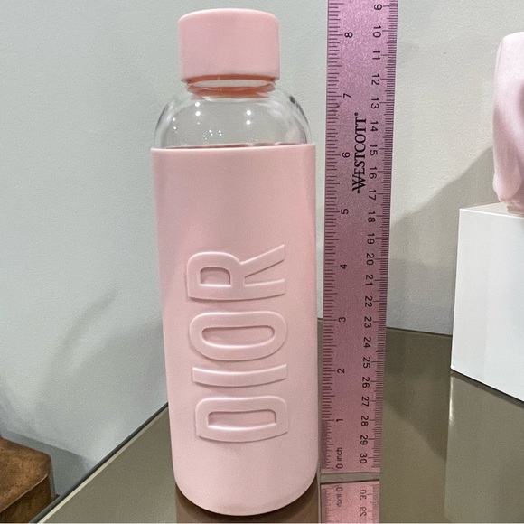 🚫SOLD🚫Dior Authentic Pink Water Bottle Dior Pink Zip Pouch Luxury Fitness Access - Picture 6 of 14